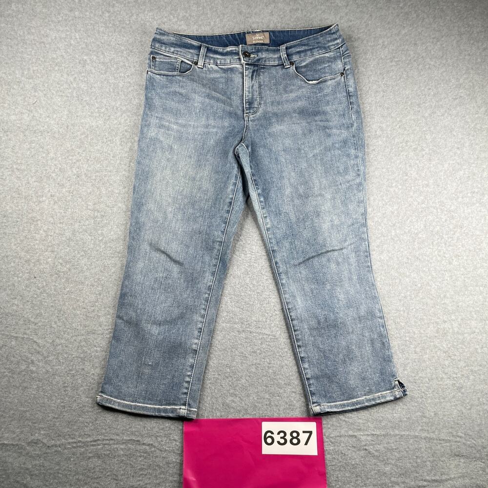 So Slimming By Chicos Size 1 US 8 Denim Jeans Medium Light Wash Casual Crop